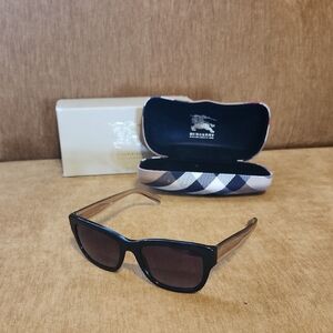Burberry Black Sunglasses